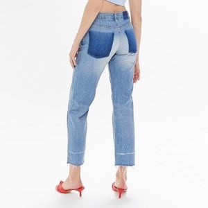 UO Low Rise Blue Jeans❗️❗️